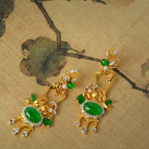 龢盒原创 满庭芳 冰阳翡翠蛋面蝶莲耳坠耳环 商品图1