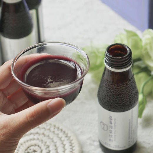 【野生蓝莓原浆】富含花青素 口味浓郁 养颜又护眼 缓解眼疲劳 配料表干净 酸甜口感 冰镇口感更佳 商品图1