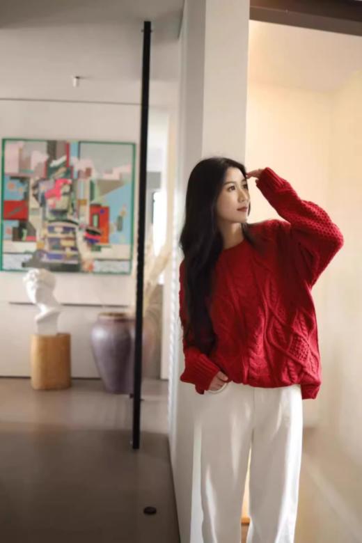 【小野日记Yono's Diary 秋冬复古麻花慵懒毛衣XY-F-169】 👗这款毛衣简直是秋冬季节的百搭神器！👊加厚的设计，🔥红色和卡其两个颜色！！ 商品图2