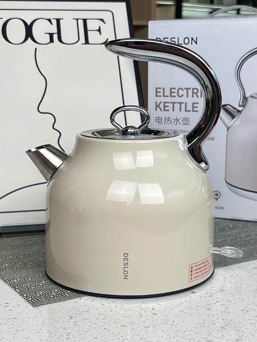 🔥【DESLON德世朗 电热水壶DDQ-SH205T】🍅1. 仿古造型结合时尚色彩，🌸高贵典雅，让厨房更加光彩舰丽; 🔺2. 大容量壶身，🥰304不锈钢内壁与发热盘 商品图1