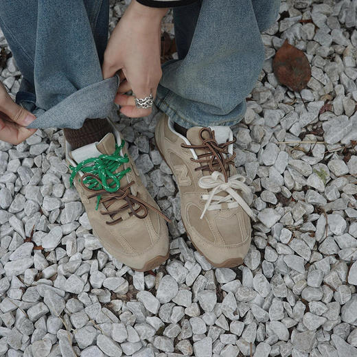 【顺丰包邮】35852 洛诗琳秋冬设计感撞色鞋带休闲德训鞋女524706 商品图0