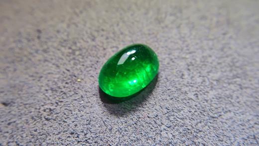 3.43ct蛋面祖母绿裸石 商品图2
