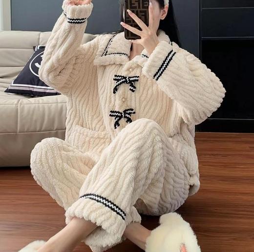 【公主风❗️蝴蝶结家居服套装】加绒加厚，柔软慵懒超舒服❗️秋冬新款女珊瑚绒睡衣保暖韩系甜美小香风女长袖长裤 商品图2