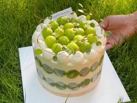 夏日甜度』满满青提蛋糕