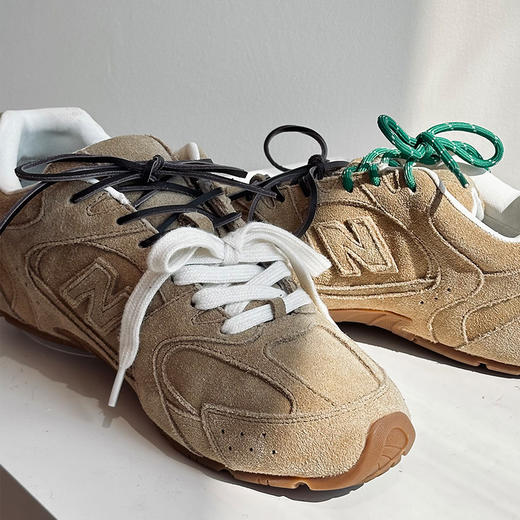 【顺丰包邮】35852 洛诗琳秋冬设计感撞色鞋带休闲德训鞋女524706 商品图4