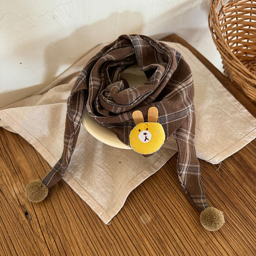 立减10【孩子的颈间系上这款饱满厚实、手感柔软的围巾】它不单亮丽、时尚，更是冬日里温暖体贴的陪伴。男女宝宝新款围脖ins韩版秋冬季男女童时尚格子加厚三角形，1-8岁儿童适用，多色可选！#异业福利 商品图5