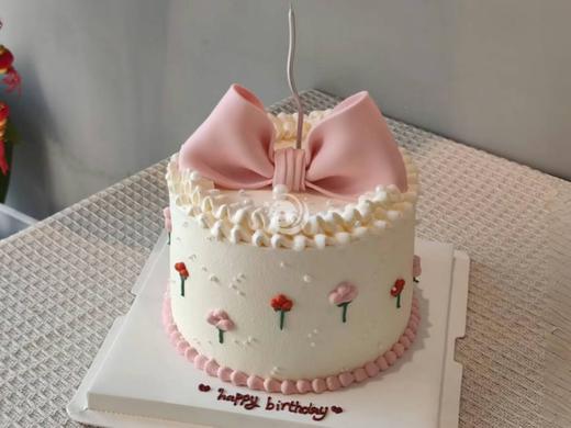 『时光清浅』甜美蝴蝶结蛋糕 商品图0