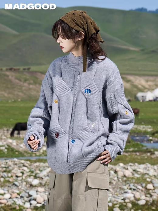 马得工地/MDGDMY244406/舒适粗针绞花多色刺绣毛衣 商品图1