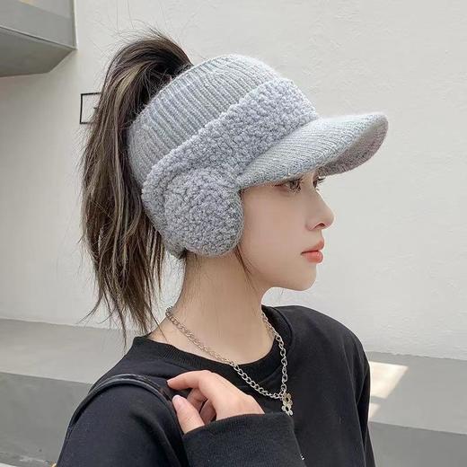 亲子款女神针织毛线空顶帽女秋冬季毛绒耳包护耳帽子户外运动保暖空顶扎马尾 商品图3