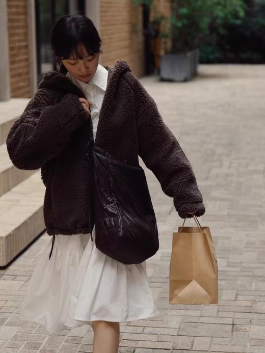 步履不停/4D23122C/两面穿棕色羊羔毛保暖开衫外套上衣 商品图0