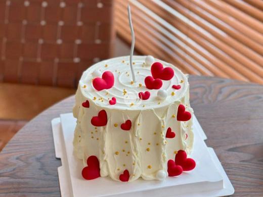 『甜心印记』简约浪漫蛋糕 商品图0