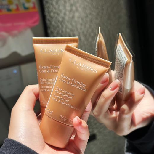 【11.28 王炸割肉价】娇韵诗焕颜弹力淡纹颈霜15m*2/15ml*4 商品图2