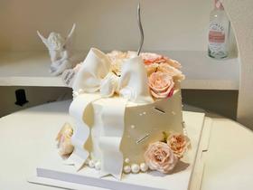 『梦幻花韵』鲜花生日蛋糕