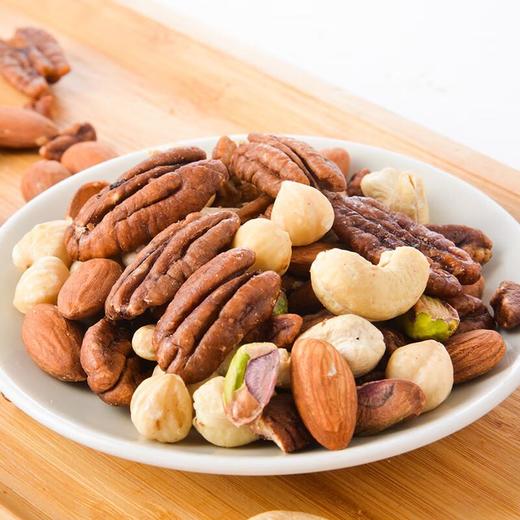 伊藤品质每日坚果750g 礼盒 商品图1