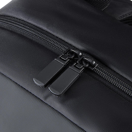 外交官黑色双肩背包HM-2723L【分仓直发，72小时发货，周末节假日不发货】 商品图5