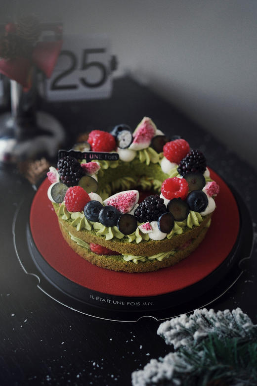 开心果草莓花环 商品图0