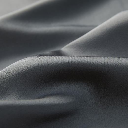 谜底纯色细吊带2025春季新款百搭V领宽松内搭上衣女无袖255MN3001 商品图3