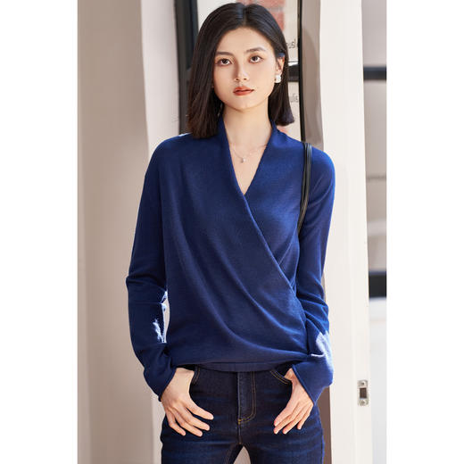 剩S/M/L 知性蓝针织衫 米思阳春季新款知性百搭蓝色修身显瘦垂感大V领长袖针织衫女8951 商品图8