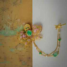 龢盒原创 风筝木那料翡翠胸针吊坠两用款