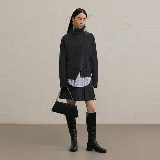 NEELLY纳俪商场同款冬季新款经典衬衫领开衩羊毛针织衫女宽松上衣N24111A01125 商品图2