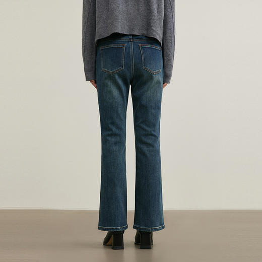 NEELLY纳俪商场同款冬新款复古设计感牛仔裤女修身显瘦百搭微喇裤N24111H01149 商品图1