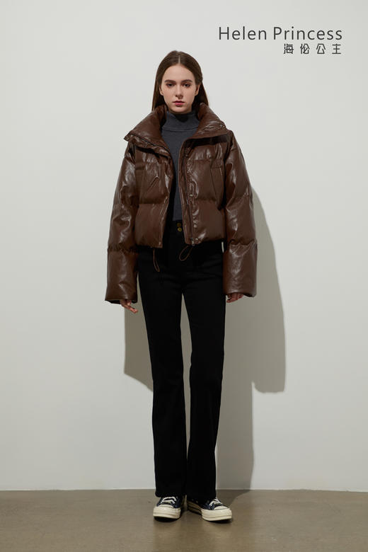 PU皮短款羽绒外套 商品图7