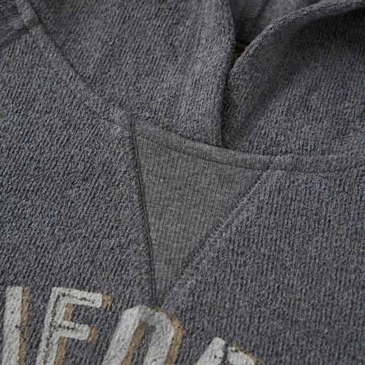 ROMI STUDIO“美式复古” 花纱肌理感印花加绒连帽卫衣 RW24WSY0875 商品图3