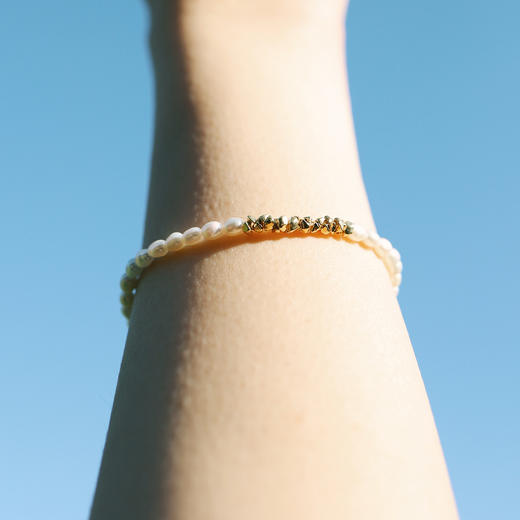 含晖·24K镀金碎金子米珠手链 商品图3