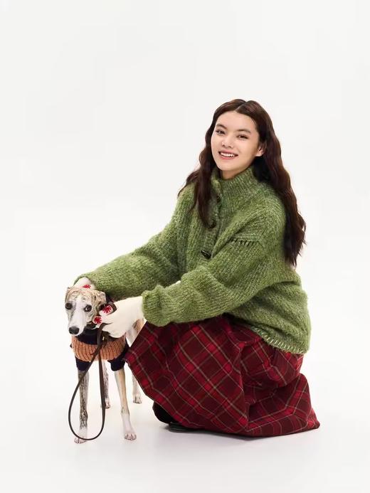 heris/H44105/圣诞绿圈圈纱粗针毛衣外套 商品图4