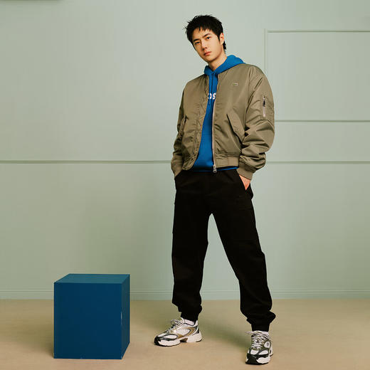 Lacoste【王一博同款】法国鳄鱼男装新款束脚长裤HH0648-98 商品图0