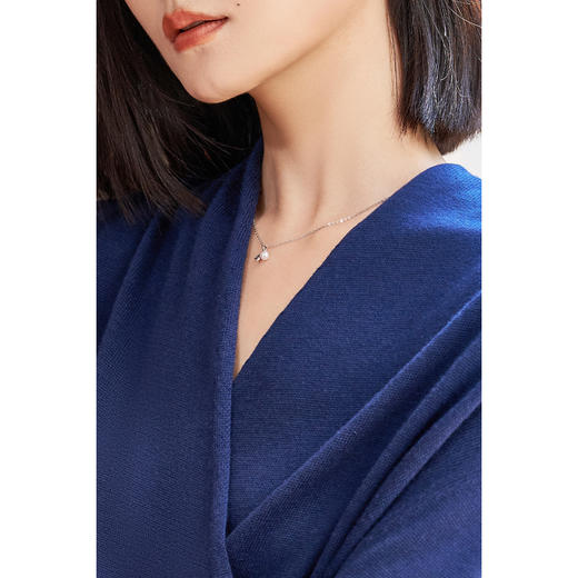 剩S/M/L 知性蓝针织衫 米思阳春季新款知性百搭蓝色修身显瘦垂感大V领长袖针织衫女8951 商品图7