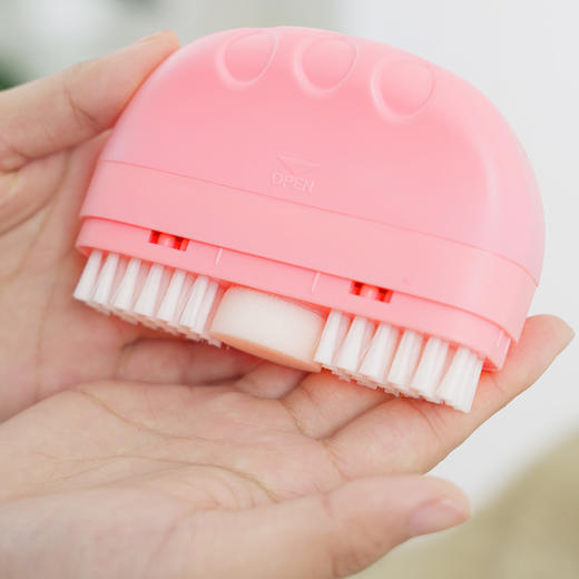 【升级加密毛刷 免洗速干 干洗不留痕】白倍极 羽绒服清洁剂100m*3瓶装 商品图9