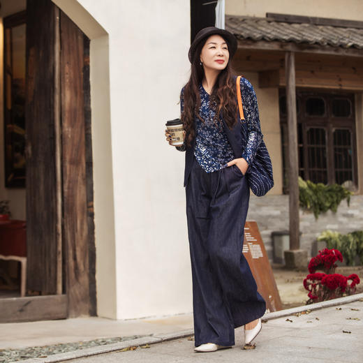 【林栖设计小店】（现货）棉混纺牛仔裤子拼蓝印花布通勤宽松百搭显瘦2025春季新品阔腿裤女1951080-1951080B 商品图7