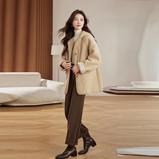 HR-LSLY2498新款！羊羔毛外套时尚休闲通勤大衣外套冬季新款妈妈洋气风衣 商品图0