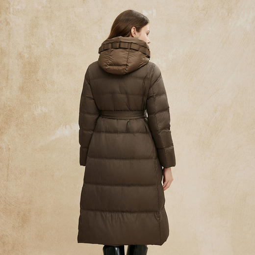 PR009斯尔丽2024冬季新款显瘦收腰长款简约通勤连帽轻盈鸭绒羽绒服 商品图1