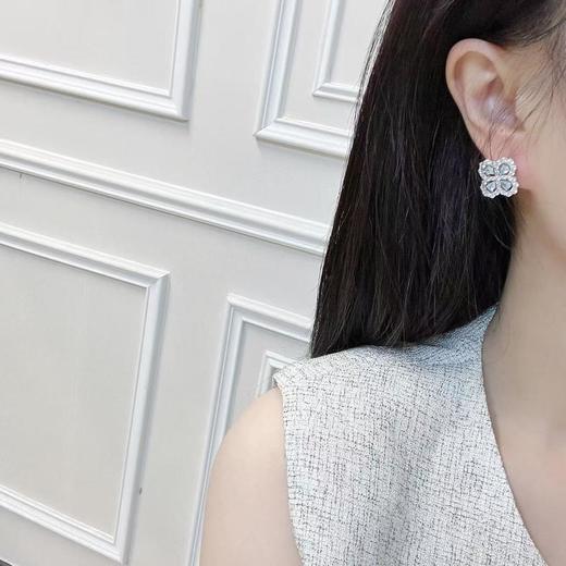 HW海瑞温时顿DiamondLoo形钻圈耳钉（XTY） 商品图2