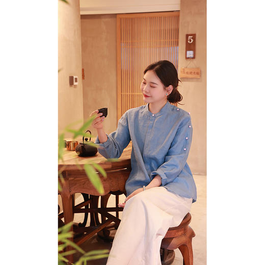 【抖音专属】圆领衬衣(1832524B羽扇豆蓝-结缘款) 商品图0