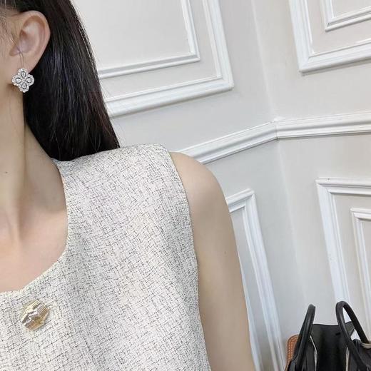 HW海瑞温时顿DiamondLoo形钻圈耳钉（XTY） 商品图5