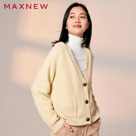 【毛衫】宽松V型开襟毛衫1N4222505 商品图1