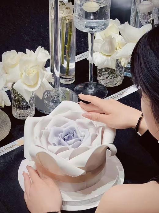 浪漫玫瑰花蛋糕 商品图0