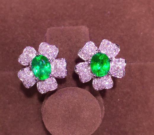 1.4ct刻面祖母绿耳钉 商品图2