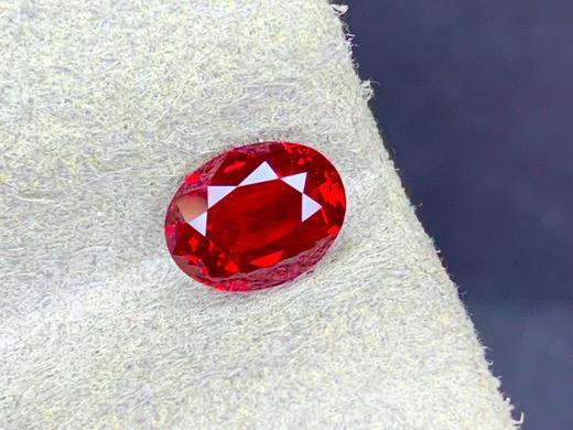 1.82ct刻面红宝石裸石 商品图1