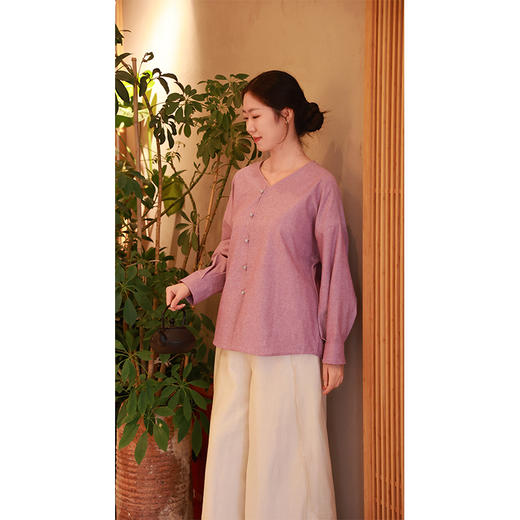 【抖音专属】陶乐•新中式衬衣（24810122-拂紫绵-结缘款） 商品图2