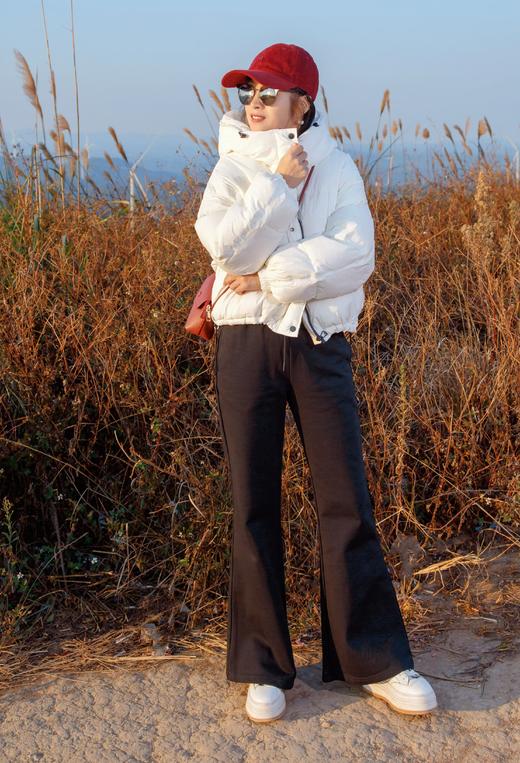 黑色微喇运动裤 商品图0