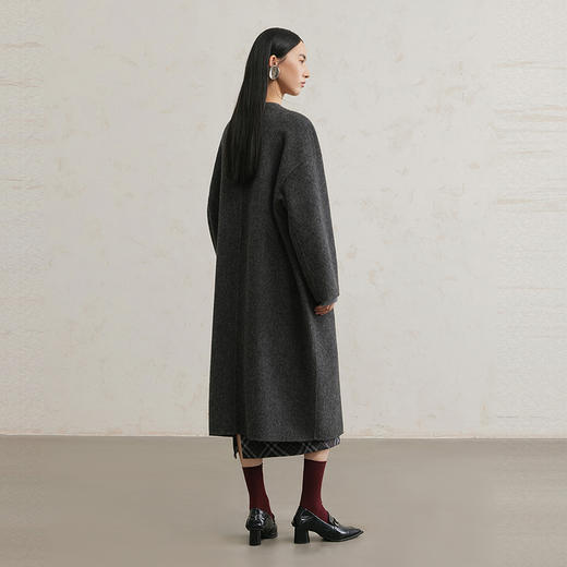 NEELLY纳俪商场同款冬季新款绵羊毛质感大衣女直筒宽松大衣外套N24111N01134 商品图1