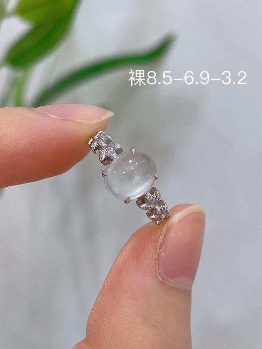 蛋面翡翠戒指 商品图0
