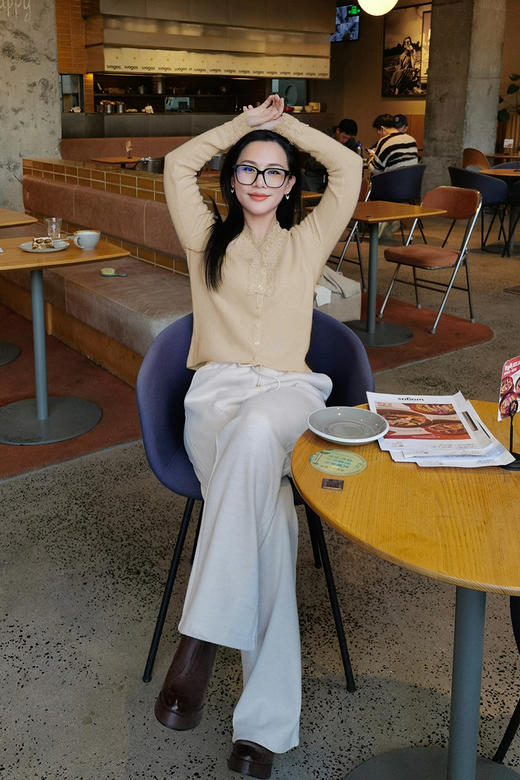 逸红颜 明月优选#心之所向的温柔🫧复古蕾丝拼山羊绒开衫 「云芙」 商品图5