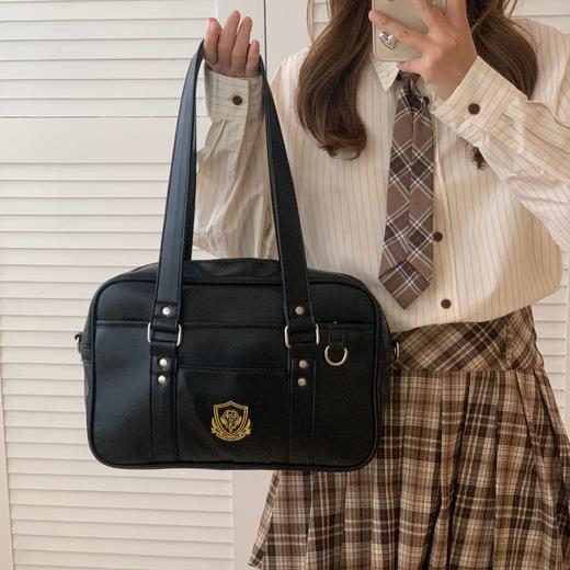 【新款上架，精致复古设计】日系女生PU皮 复古新款学院风 大容量JK制服公文包 时尚单肩斜跨包-QQ 商品图5