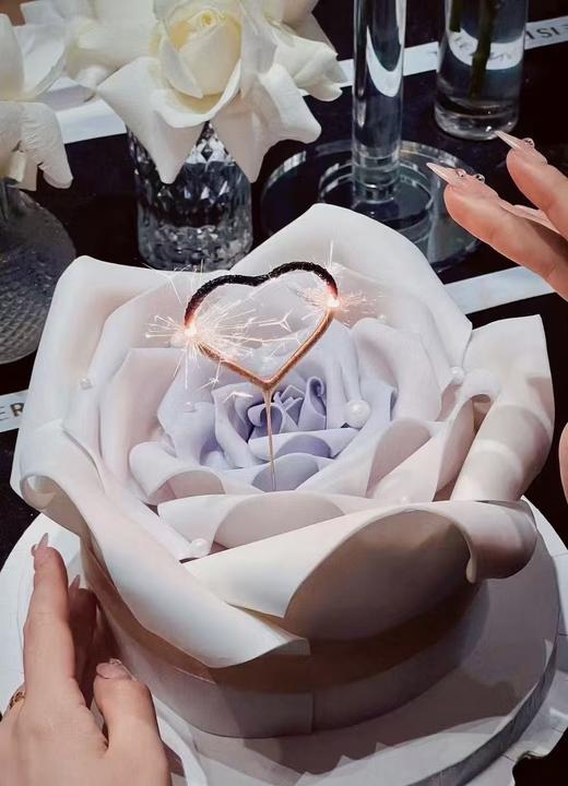浪漫玫瑰花蛋糕 商品图1