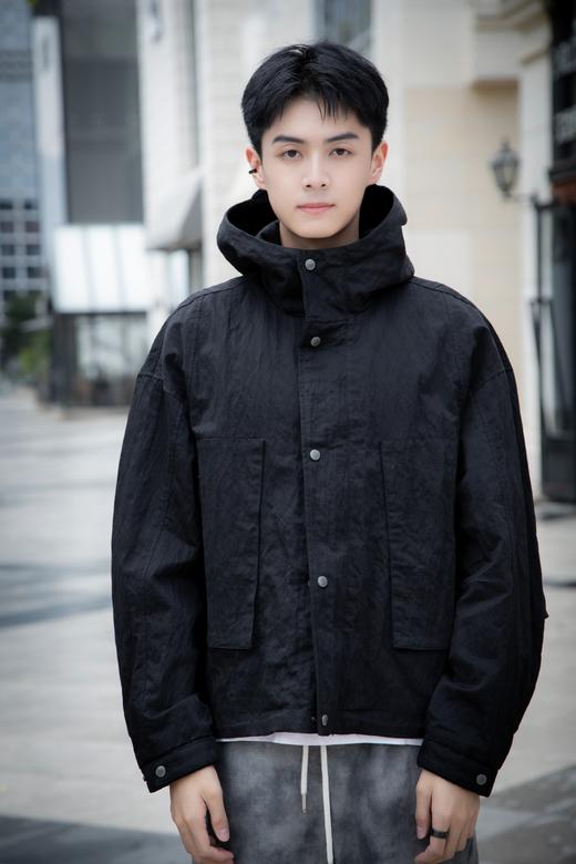 S439072978皱感连帽夹克 商品图2